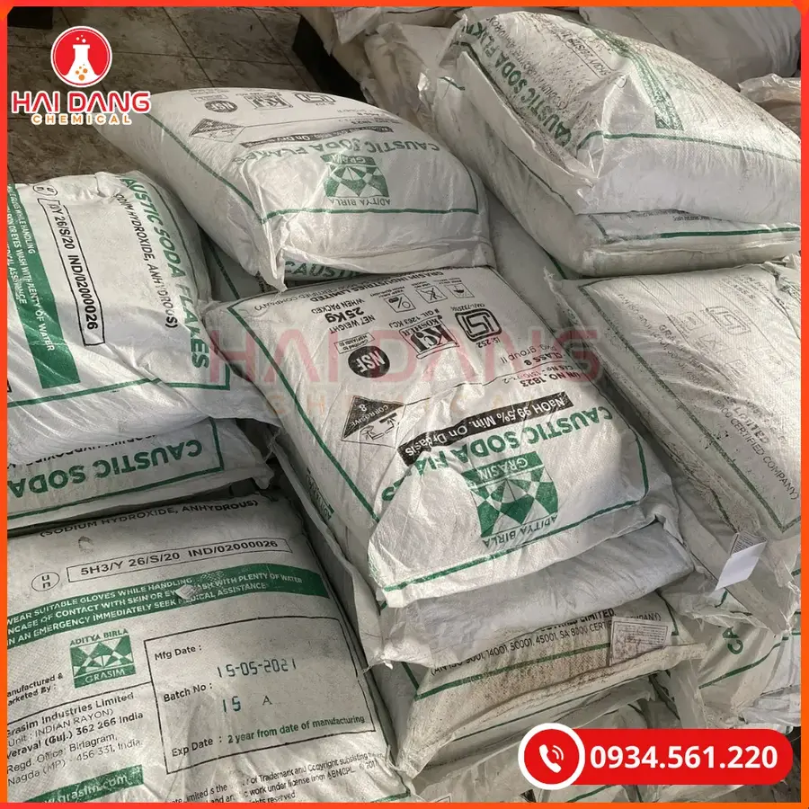 Xút Vảy Sodium Hydroxide NaOH 99% Ấn Độ 25kg Bao | Giá Tốt Quảng Ninh