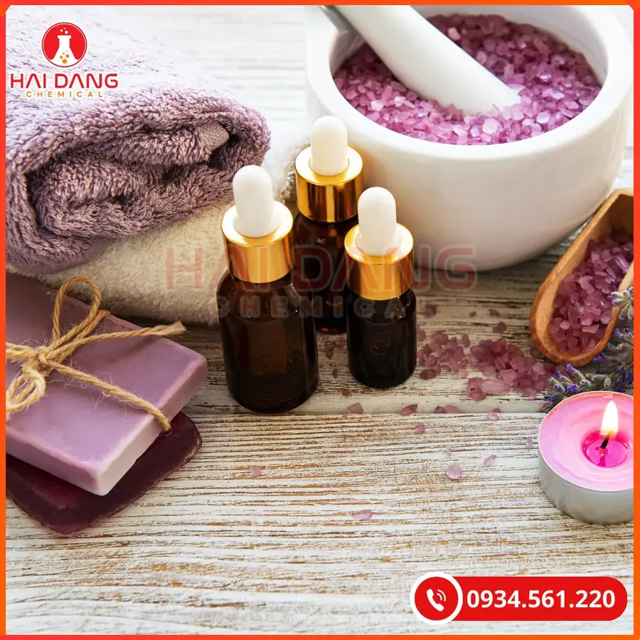 Tinh Dầu Xịt Thơm Hương Lavender 1 Lít Chai Cho Hóa Chất Tẩy Rửa | Giá Tốt Quảng Ninh