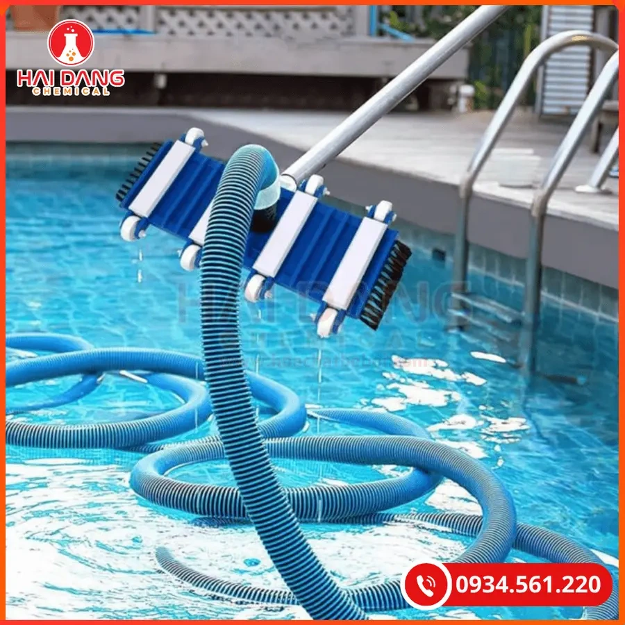 Bàn Hút Hồ Bơi 8 Bánh SE06 – Thiết Kế Nhẹ, Dễ Vệ Sinh | Giá Tốt Quảng Ninh